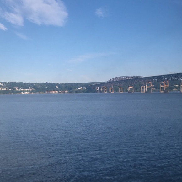 Meet your Posher, Thuy - Picture 1 of 1